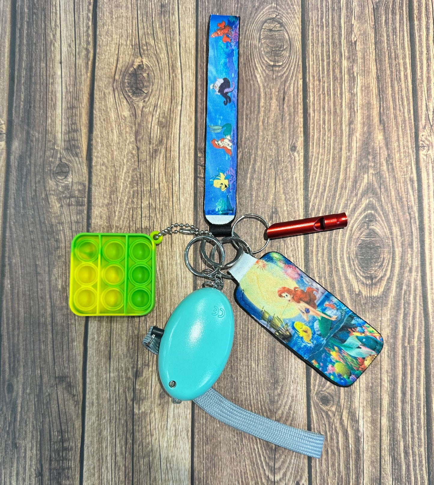 Little kids safety keychain