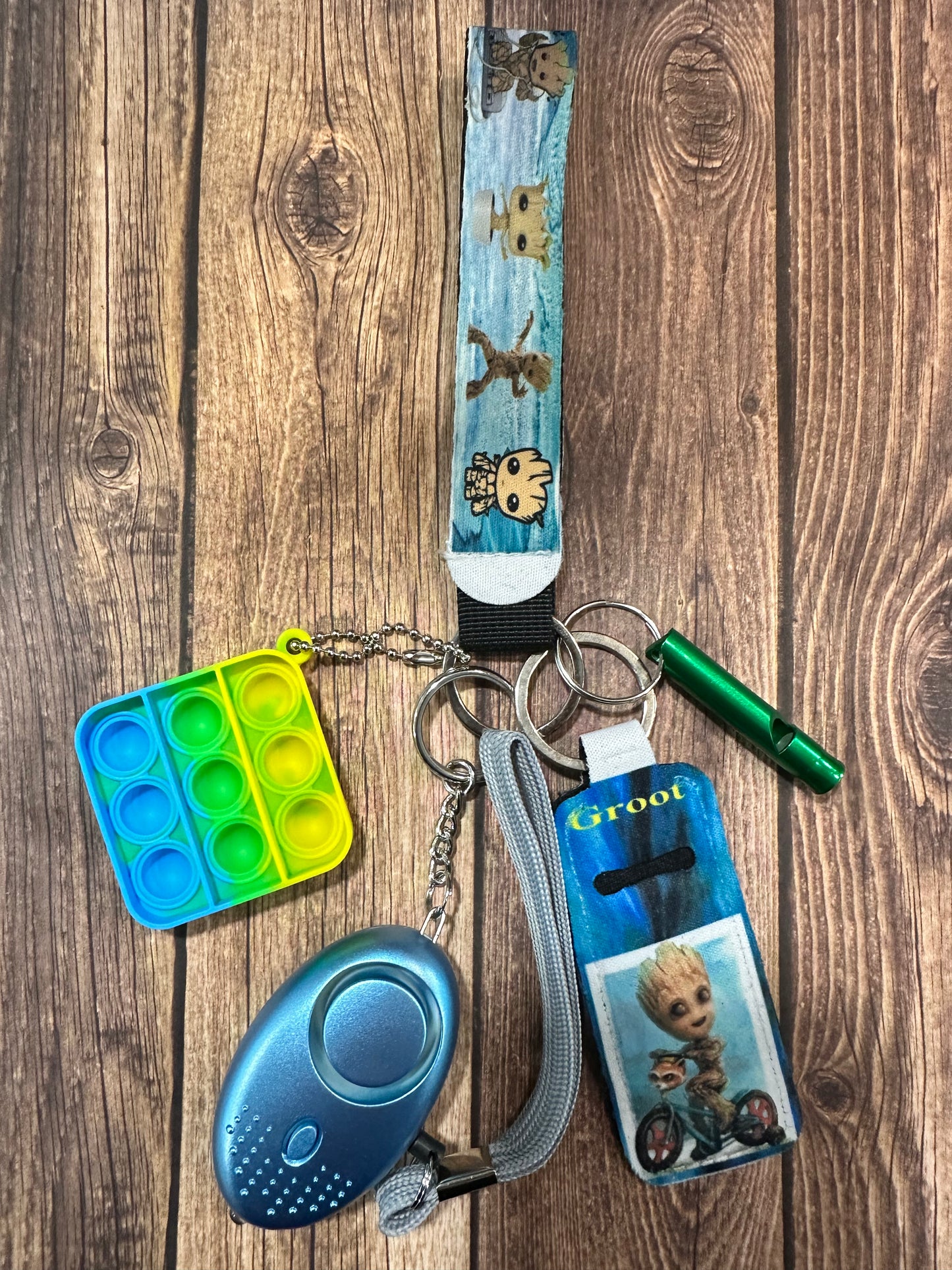 Little kids safety keychain