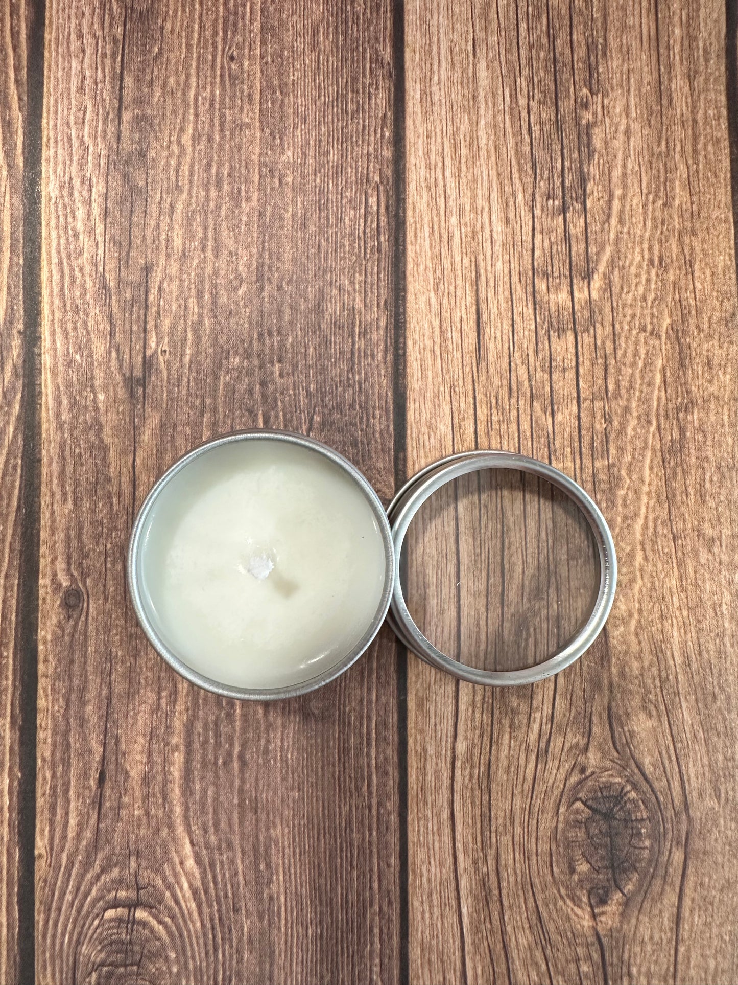 1 oz curved and chiseled sample candle