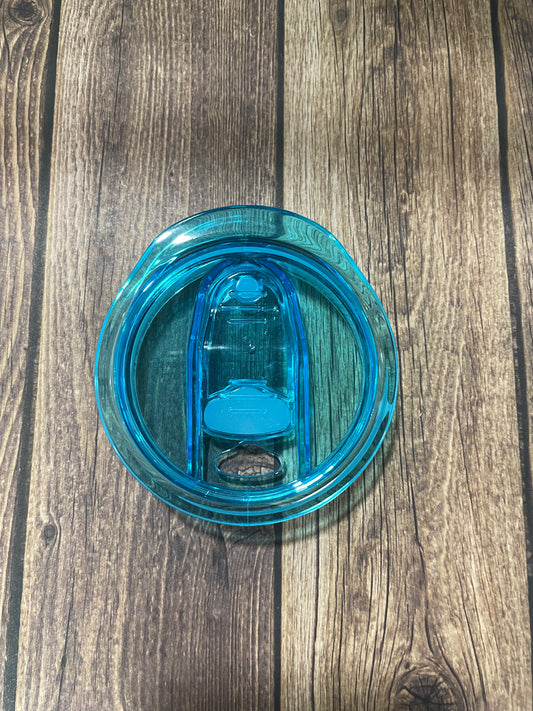 Light blue tumbler lid