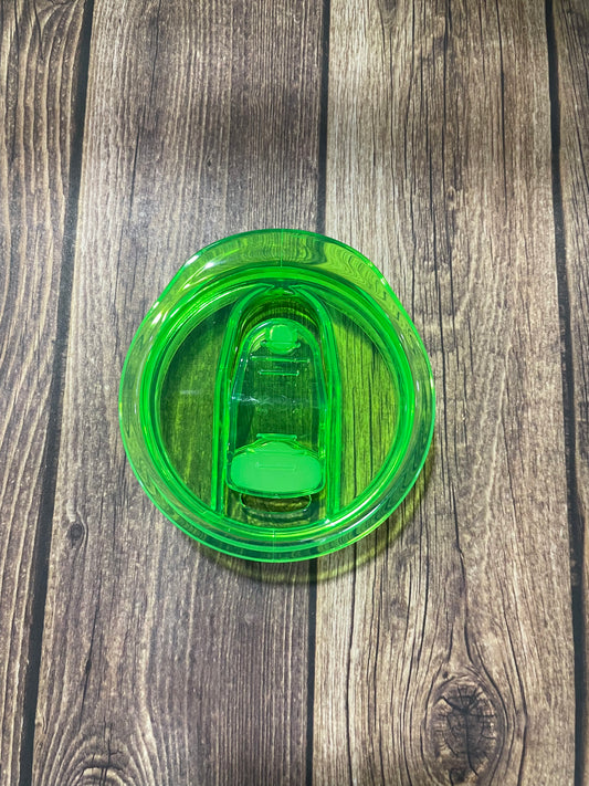 Green tumbler lid