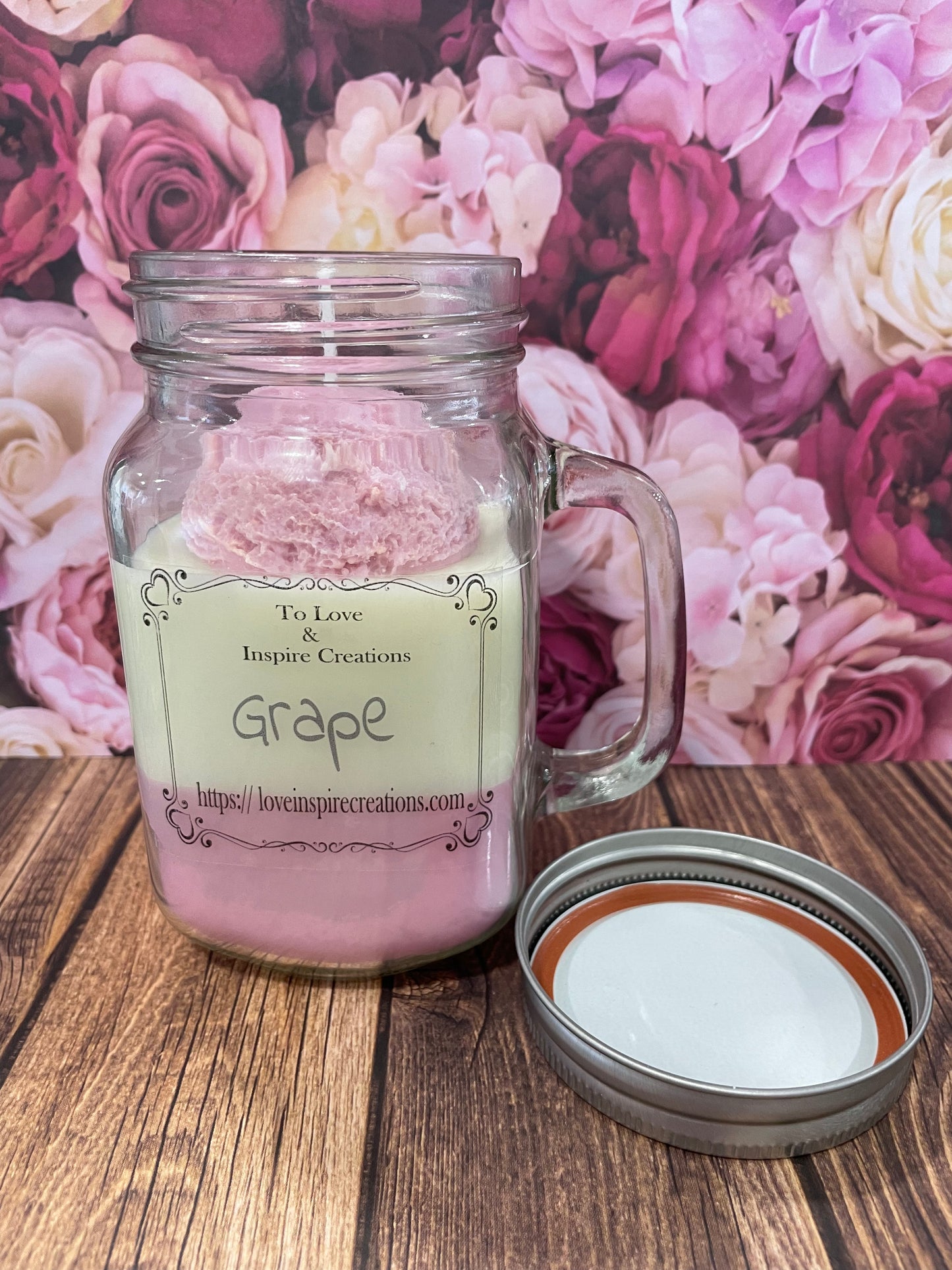 Grape mug candle