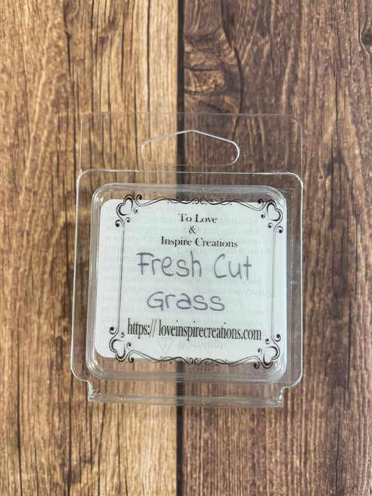 1 oz fresh cut grass soy wax melt
